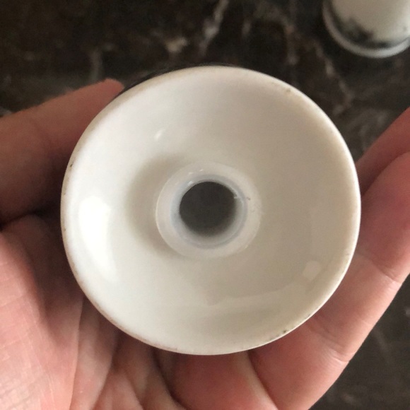 1980’s salt and pepper shaker set - Picture 4 of 5